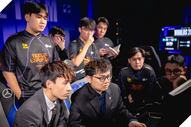 CKTG 2024: MAD Lions KOI Thể Hiện Sức Mạnh Vượt Trội, Vikings Esports Rơi Vào Thế Khó