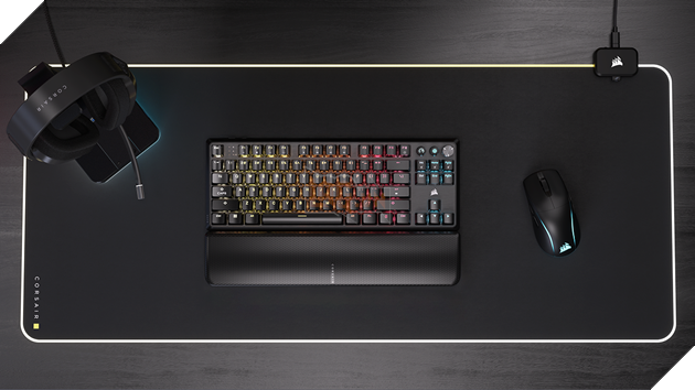 CORSAIR trình làng bàn phím gaming K70 CORE TKL Series với công tắc MLX Red v2 phiên bản mới