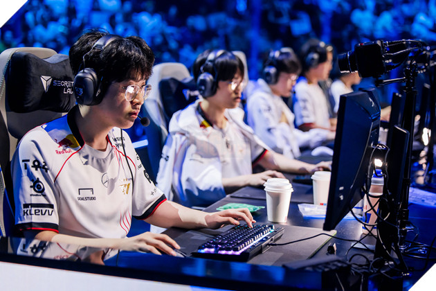 CKTG 2024: T1 Kích Hoạt Nội Tại Diệt LPL Mạnh Mẽ, Quét Sạch Top Esports 2