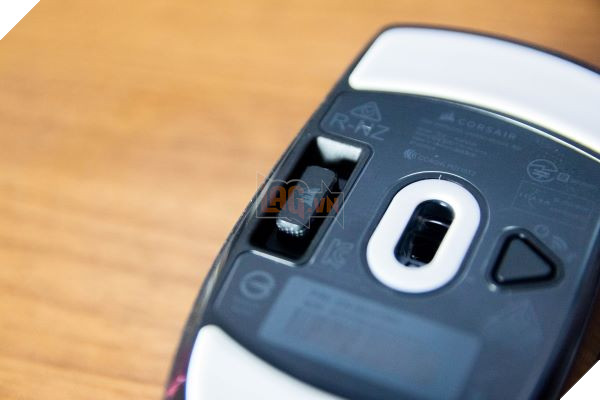 Trên tay Corsair M55 Wireless, chuột gaming phân khúc thấp nhưng hiệu năng cao 17