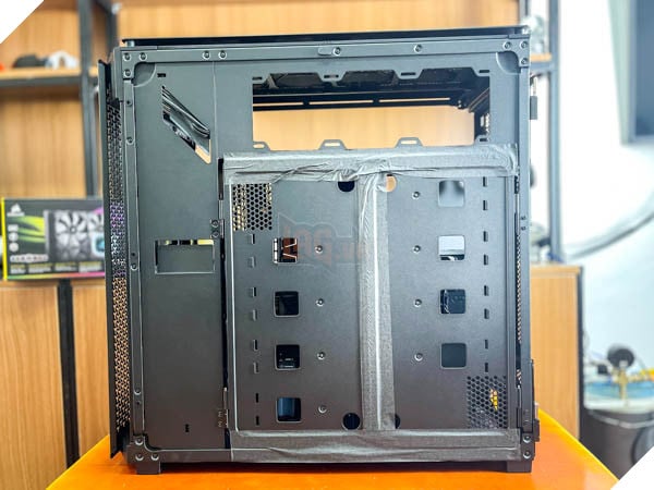 Review case PC khổng lồ CORSAIR 9000D RGB AIRFLOW Super-Tower: Ấn tượng khả năng mở rộng và làm mát 6