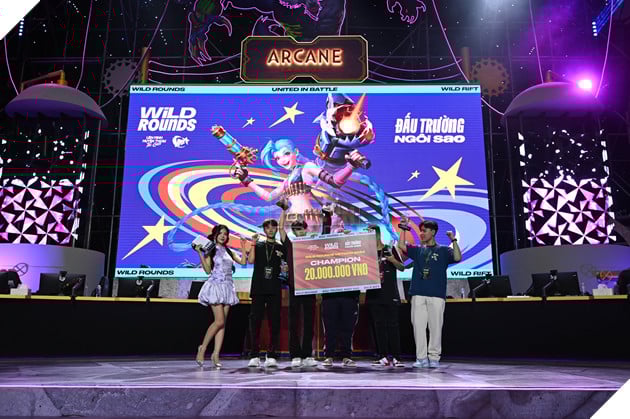Hơn 7.000 người hâm mộ khám phá vũ trụ Arcane, cùng đắm chìm trong thế giới game của Riot do VNGGames phát hành 8