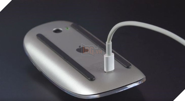 Apple hé lộ Magic Mouse mới: Thiết kế lại hoàn toàn, chấm dứt nỗi lo sạc?