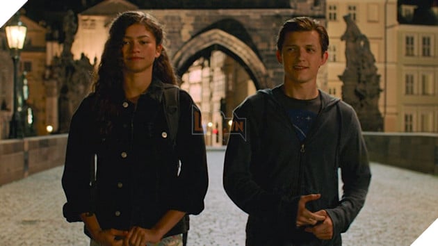 Tom Holland Nói Rằng Hãng Phim Sẽ Được Lợi Khi Tuyển Dụng Anh Và Bạn Gái Zendaya