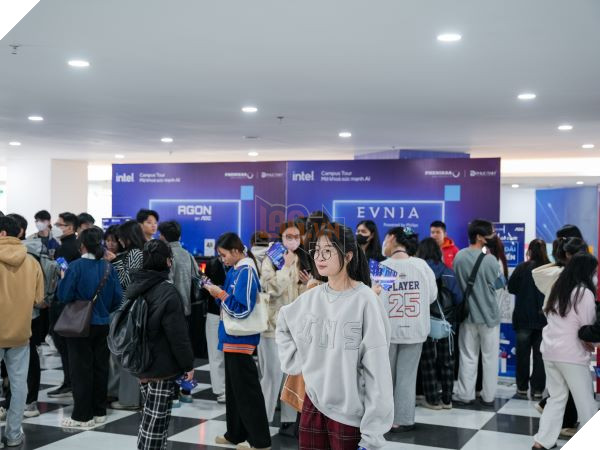 Intel Campus Tour Khởi Động: Trải Nghiệm Công Nghệ Đỉnh Cao Cùng AOC & Philips 2