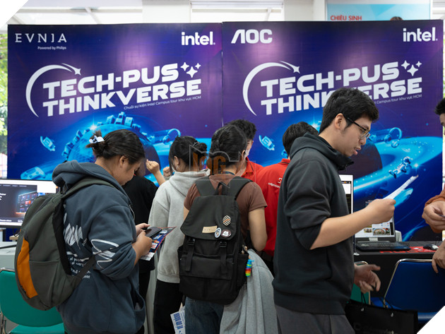 Intel Campus Tour Khởi Động: Trải Nghiệm Công Nghệ Đỉnh Cao Cùng AOC & Philips 4