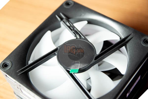 Review CORSAIR iCUE Link LX120-R RGB: Giải pháp làm mát hoàn hảo cho mọi hệ thống PC 5