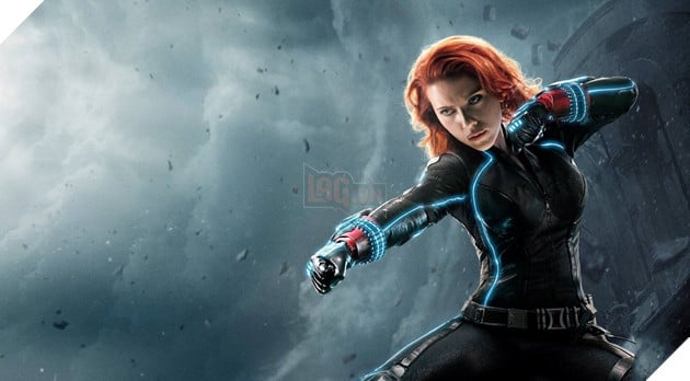 Scarlett Johansson “Khẩn Cầu” Fan Để Cho Black Widow Ra Đi Thanh Thản