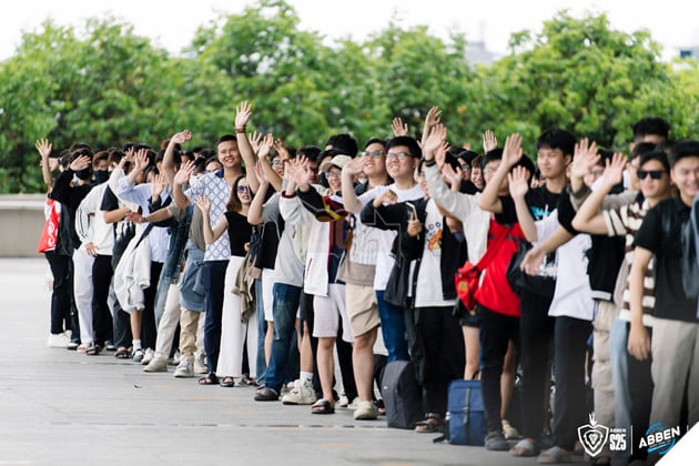 Liên Quân Mobile: Thánh Địa Tiên Sơn Rực Cháy Với Hàng Ngàn Người Hâm Mộ 3