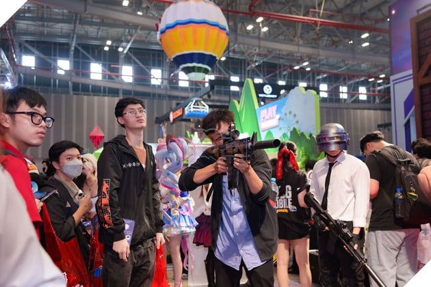PUBG Mobile bùng nổ tại Vietnam Gameverse 2025 với trải nghiệm đậm chất Attack on Titan 5