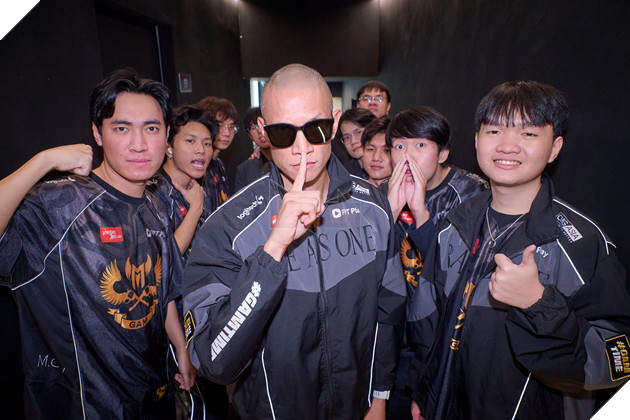 TK Nguyen vui mừng trước chiến thắng của GAM Esports