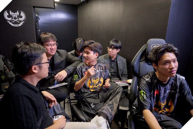 Phòng họp bàn chiến thuật của các đội tuyển