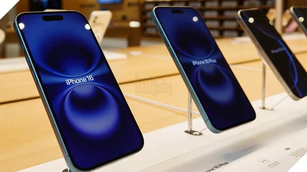 iPhone 16