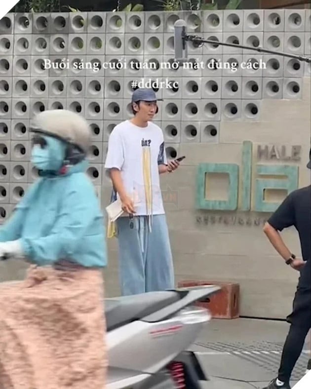 Lee Kwang Soo bị bắt gặp trên đường phố Việt Nam.