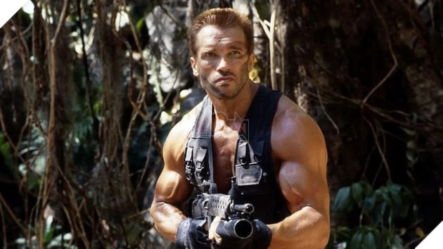  Arnold Schwarzenegger trong bộ phim Predator 1987