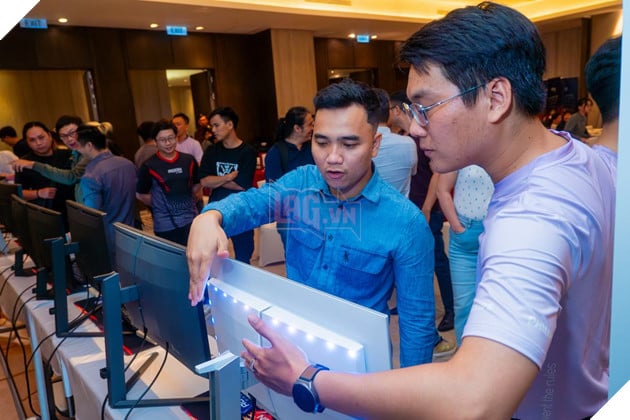 Philips Chính Thức Ra Mắt Loạt Màn Hình LCD Mới Với Công Nghệ Đột Phá Tại Việt Nam 2