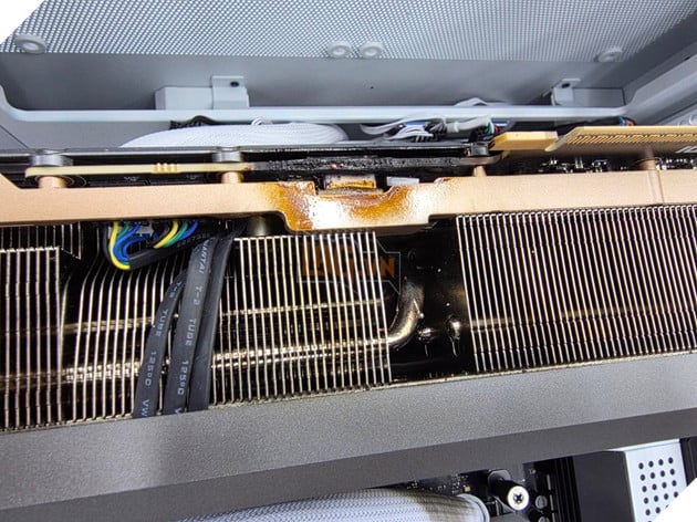 Zotac RTX 5090 bốc cháy khi chơi Battlefield 6 gây hỏng cả SSD và bo mạch chủ