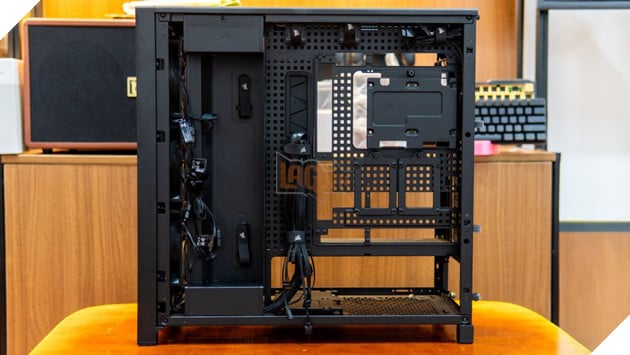 Review Corsair Frame 5000D RS ARGB: Thiết Kế Tối Ưu Cho Không Gian Lắp Tản Nhiệt 10