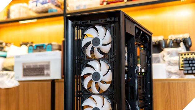 Review Corsair Frame 5000D RS ARGB: Thiết Kế Tối Ưu Cho Không Gian Lắp Tản Nhiệt 7