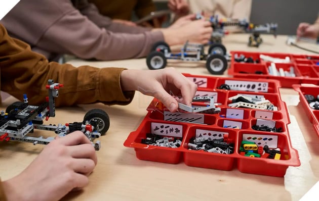 Người đam mê DIY chế tạo máy in 3D hoạt động hoàn chỉnh từ Lego