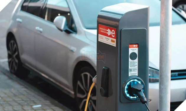 CATL ra mắt pin “trường sinh”, chạy 1000 km và chỉ xạc lại trong vòng vài phút