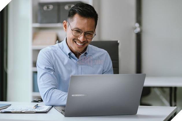 Chế độ hậu mãi đảm bảo và nhanh chóng của ASUS Expert Series