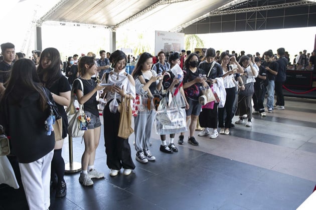 LCP 2025: Hàng Ngàn Người Hâm Mộ Có Mặt Tại Cung Tiên Sơn Trong Tuần Lễ Chung Kết