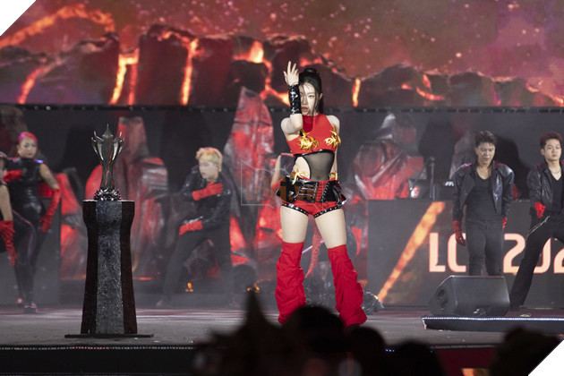 LCP 2025: Bùng Nổ Khai Mạc Chung Kết Tổng Với Hàng Ngàn Khán Giả Góp Mặt 10