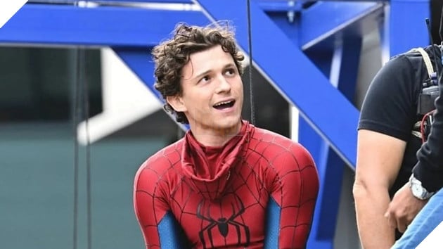 Sao Nam Tom Holland bị Chấn Thương Trên Trường Quay Spider-Man: Brand New Day