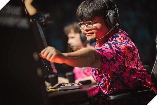 VALORANT Champions 2025: Fnatic Lội Ngược Dòng Ngoạn Mục, NRG Vẫn Trên Cơ MIBR 2