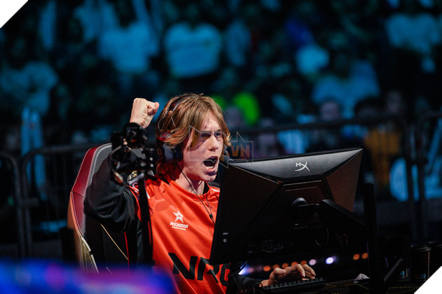 VALORANT Champions 2025: Fnatic Lội Ngược Dòng Ngoạn Mục, NRG Vẫn Trên Cơ MIBR 6