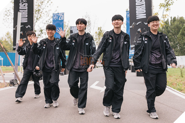 TSW đã rất nỗ lực, nhưng KT vẫn hơn một bậc