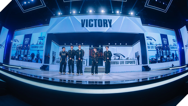 Quá khó cho PSG để vượt qua HLE