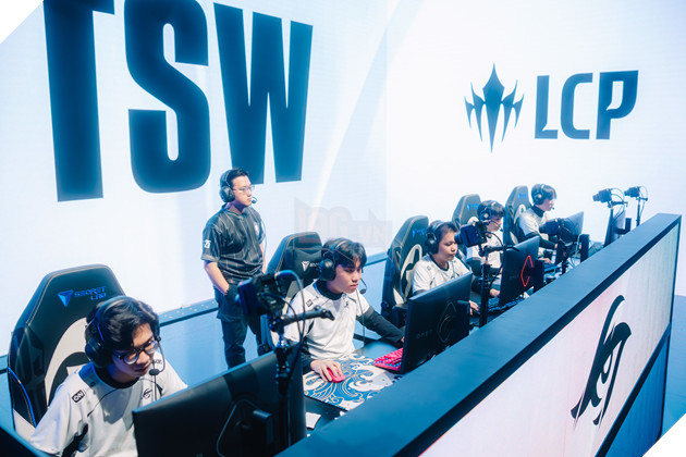 CKTG 2025: Tổng Hợp Kết Quả Nhánh Đấu 1-1, Nhiều Đội Tuyển Lớn Rơi Vào Vòng Nguy Hiểm