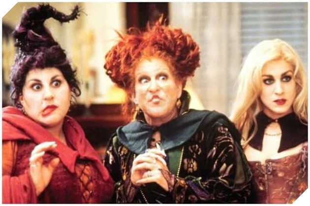 Hocus Pocus - một trong những bộ phim kinh điển mỗi dịp Hallowen.
