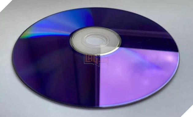 Doanh số ổ ghi Blu-ray tăng đột biến tại Nhật Bản khi Windows 10 kết thúc hỗ trợ