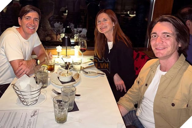 Hình ảnh dàn diễn viên phim "Harry Potter" tái ngộ.