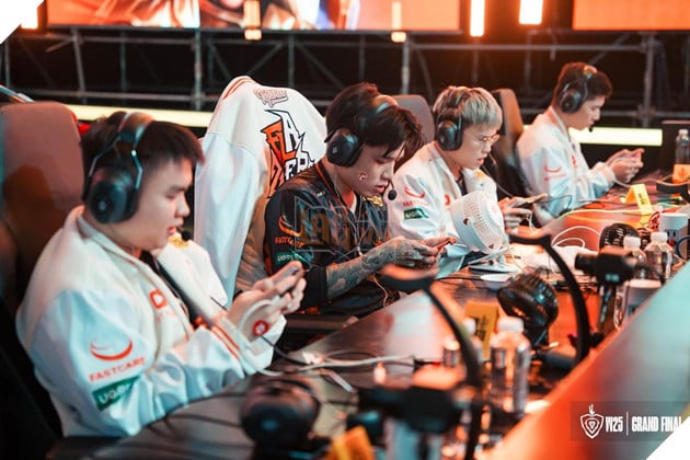 Huỷ Diệt One Star Esports, FPT X Flash Thẳng Tiến Chung Kết Tổng 5