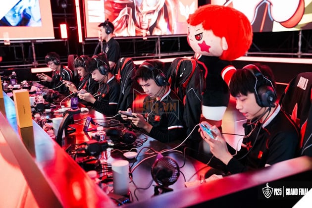 Huỷ Diệt One Star Esports, FPT X Flash Thẳng Tiến Chung Kết Tổng 6