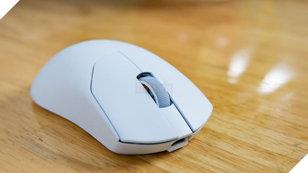 Review Corsair Sabre V2 Pro Ultralight Wireless: Chuột Gaming Cực Nhẹ, Siêu Nhanh, Chuẩn Cho Game Thủ FPS 8