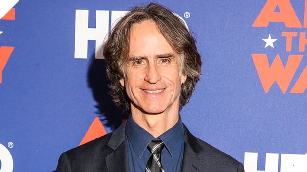 Hình ảnh về đạo diễn Jay Roach.