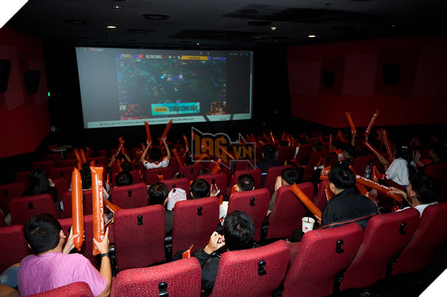 Người Hâm Mộ FPT Flash Bùng Nổ Cảm Xúc Trước Chiến Thắng Lịch Sử Tại ĐTDV Mùa Đông 2025 6