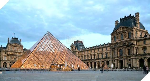 Bất Ngờ Sau Vụ Trộm Tại Bảo Tàng Louvre: Sử Dụng Tên Bảo Tàng Làm Mật Khẩu, Vẫn Chạy Win 2000