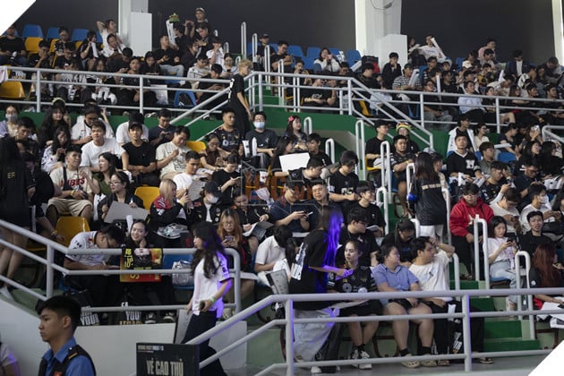 Bầu không khí cuồng nhiệt của Viewing Party CKTG 2025 tại Việt Nam 14