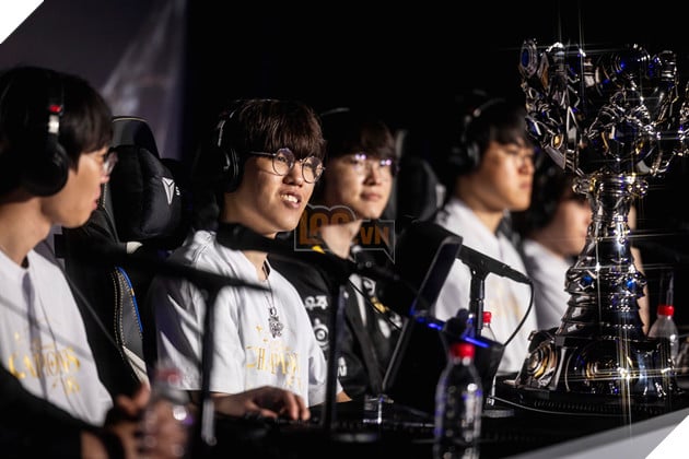 CKTG 2025: Tập Thể T1 Chia Sẻ Về Những Định Hướng Tương Lai 5