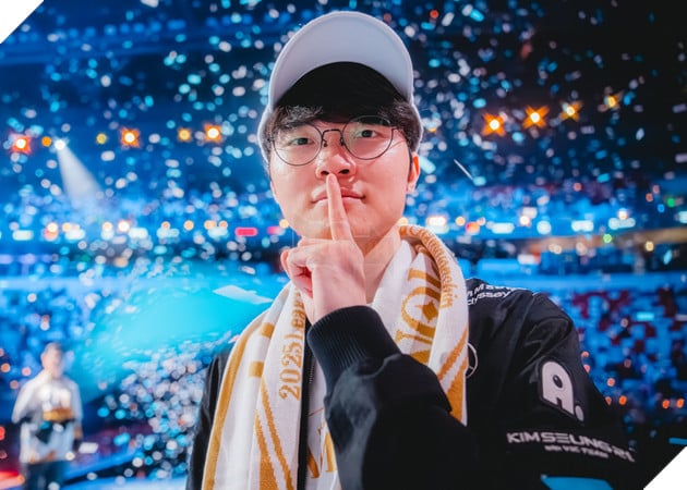 CKTG 2025: Tập Thể T1 Chia Sẻ Về Những Định Hướng Tương Lai 2