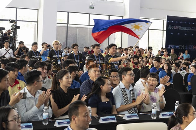 ECA 2025: Nhìn Lại Kết Quả Ngày Thi Đấu Khai Mạc Hai Bộ Môn LMHT Và Đột Kích 5