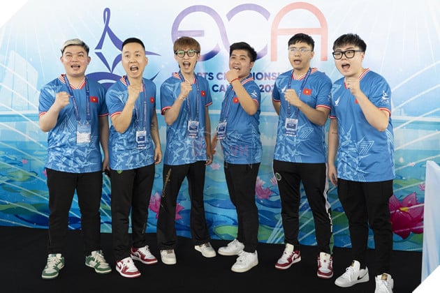 ECA 2025: Nhìn Lại Kết Quả Ngày Thi Đấu Khai Mạc Hai Bộ Môn LMHT Và Đột Kích 7