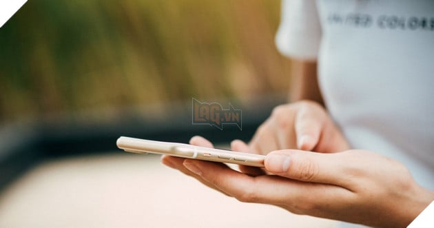 iPhone 17 Pro Max bị hack để chạy iPadOS: Lộ khả năng hoạt động như máy Mac khi kết nối màn hình ngoài 2