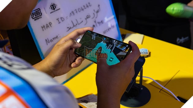 2025 PMGC: Không Khí Cuồng Nhiệt Trong Ngày Thi Đấu Thứ Hai Của 2025 PUBG United 3